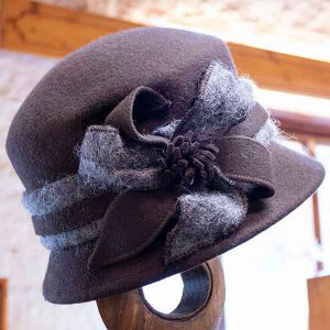 brown felt cloche hat with grey fluffy band and bow