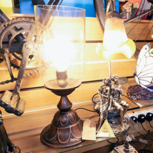 44cm table lamp with bulb £65.00