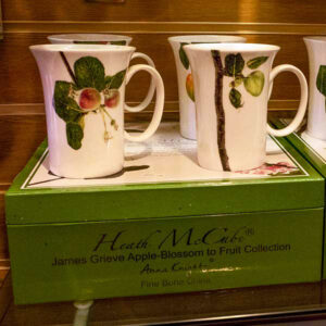 Set of 4 tall apple blossom to fruit collection mugs £29.99