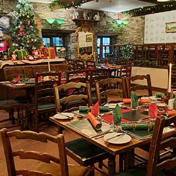 Christmas-party-room