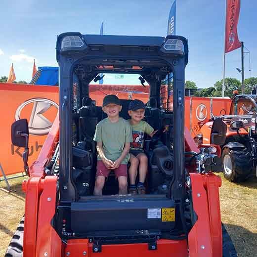 Boys-on-tractor