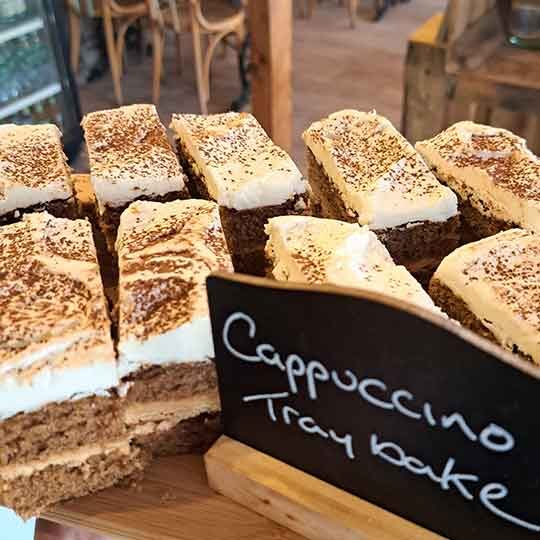 Cappuchino-tray-bake